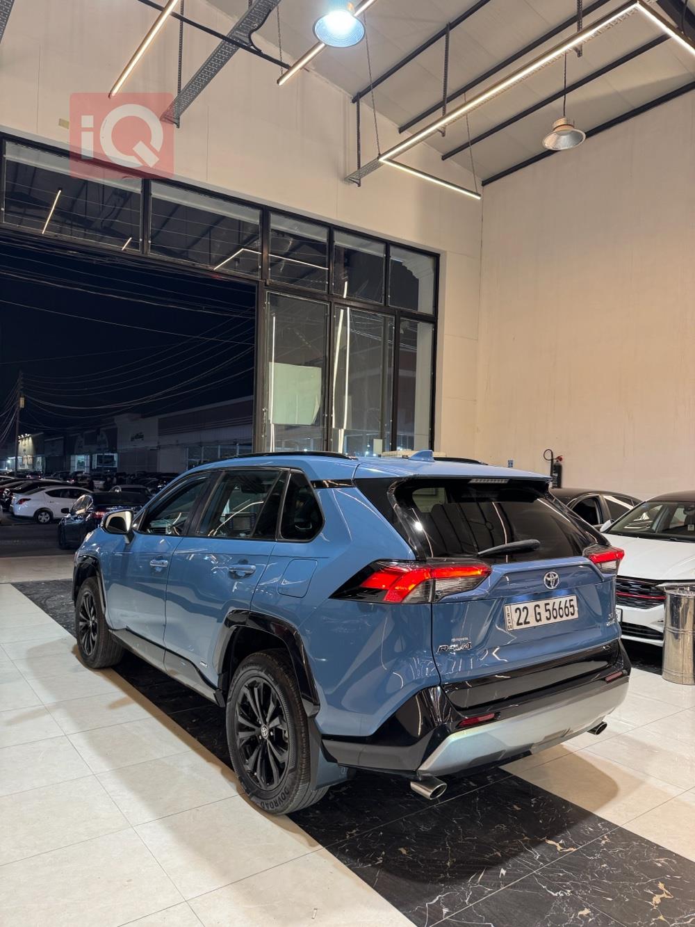 تۆیۆتا ڕاڤ 4